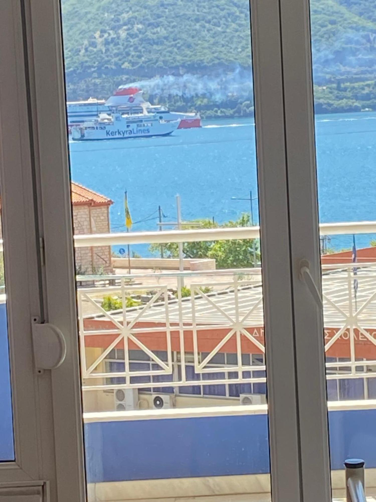 Maria'S Roomstudios Apartments Flats To Let Seaside Heart City Chantzara Spyropoulos Igoumenitsa Exterior foto